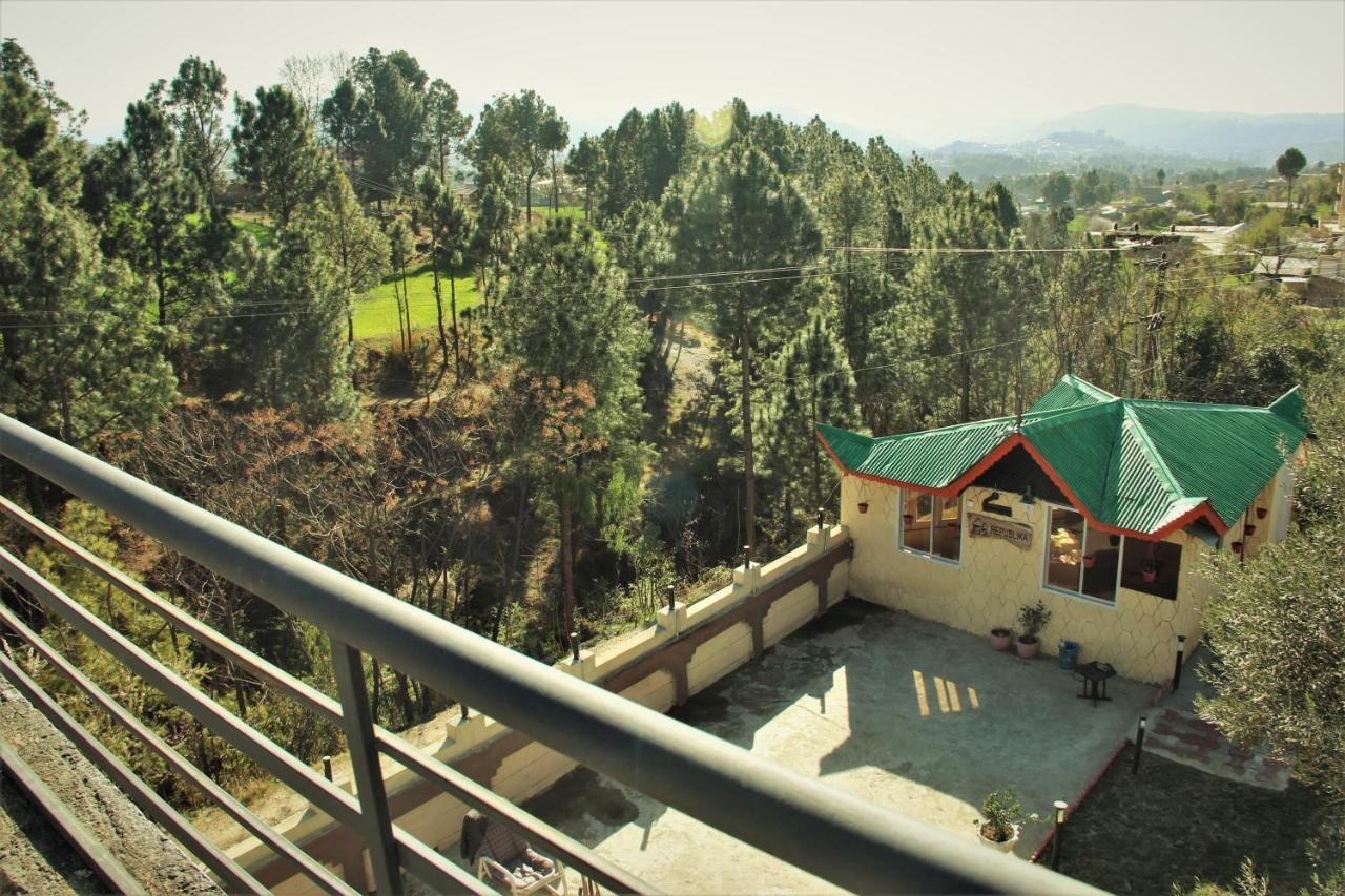 Republika Central Mansehra Esterno foto