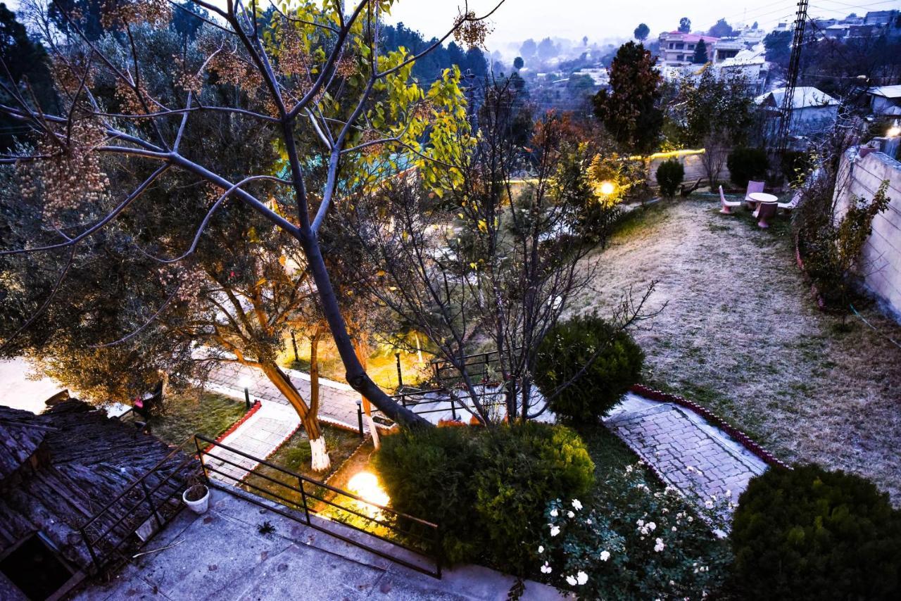Republika Central Mansehra Esterno foto